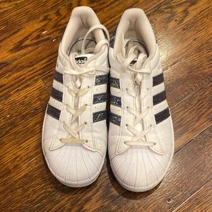 Adidas girls size 2 1/2 sneakers worn 2 times
